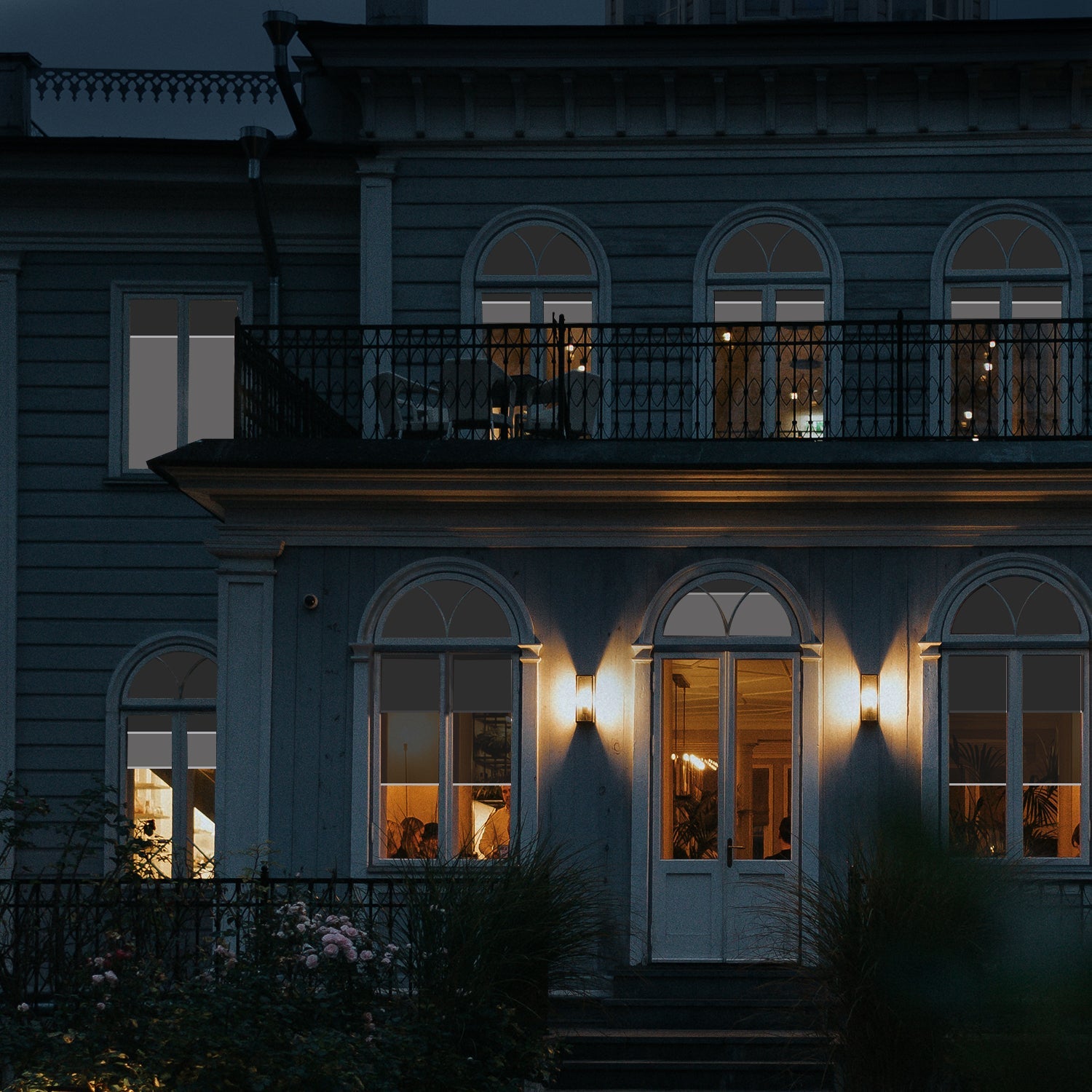 SmartWings Motorisierte Doppelrollos mit Doppelmotors automatisches Verstellen